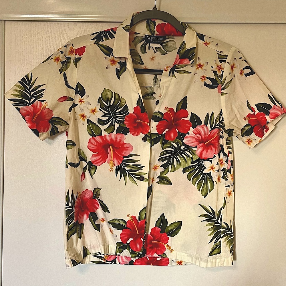Vintage Hawaiian shirt